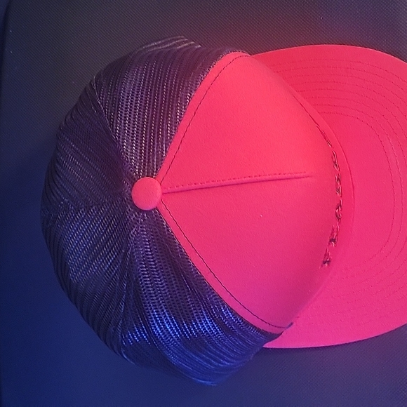 Snapback hat - Picture 3 of 4